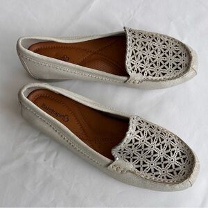 NEW BareTraps Women's Metallic Olanna Loafers, Size 8, White Cream